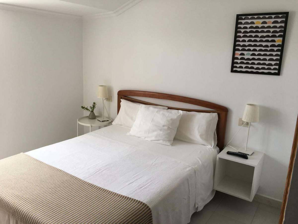Pension Rosalia De Castro Hotel Фос Екстериор снимка